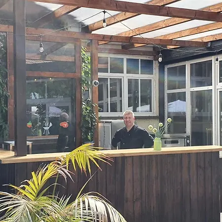 מלון Parkhotel Diani