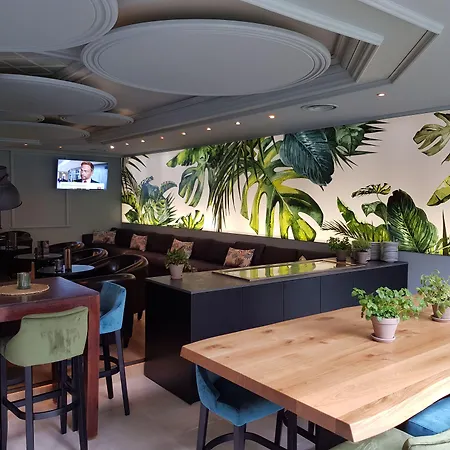 Parkhotel Diani 4*