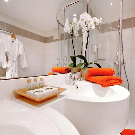 Parkhotel Diani 4*