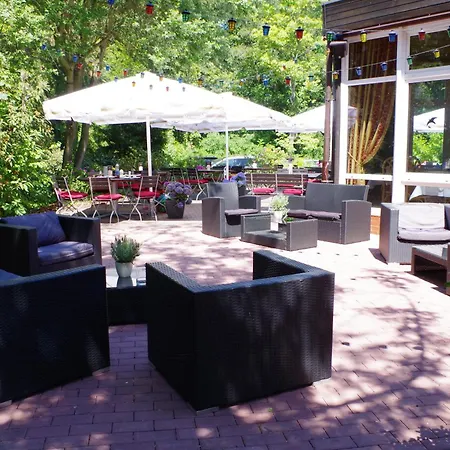 מלון Parkhotel Diani 4*