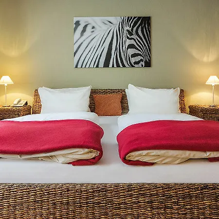 Parkhotel Diani 4*