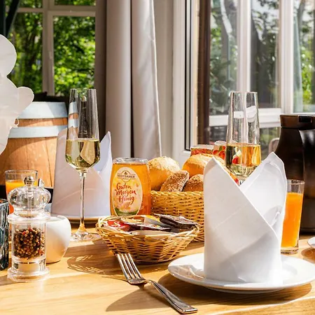 Parkhotel Diani Hotel