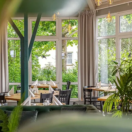 מלון Parkhotel Diani